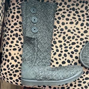 UGG- sweater boots- size 8- like new!